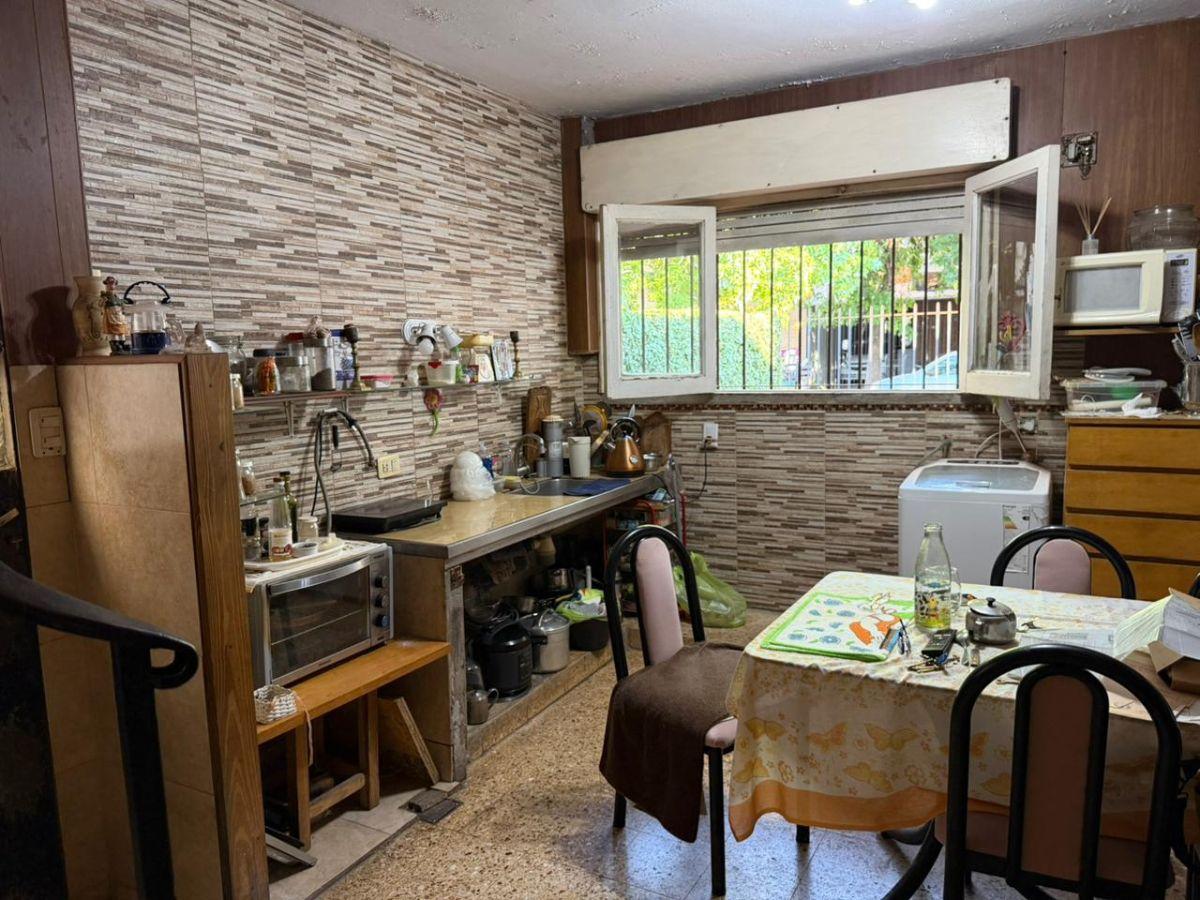 Foto de CHALET EN CARAPACHAY 4 AMBIENTES, imagen 4