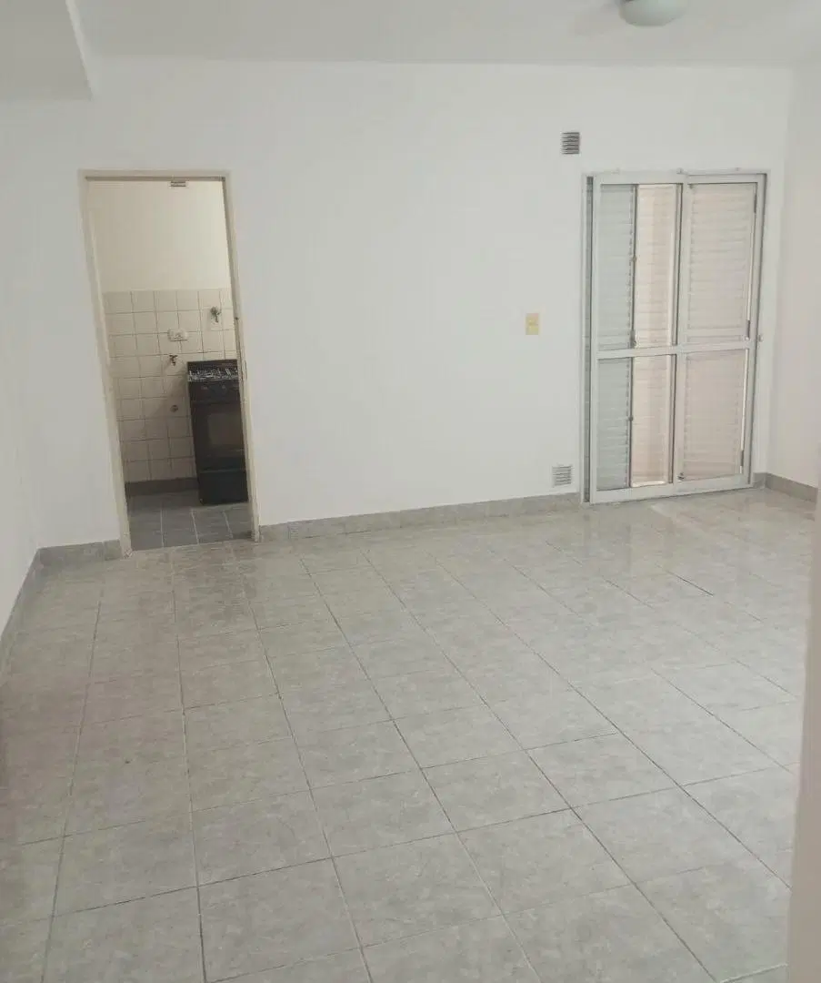 DEPARTAMENTO 3 AMBIENTES EN PLANTA BAJA- CARAPACHAY 3
