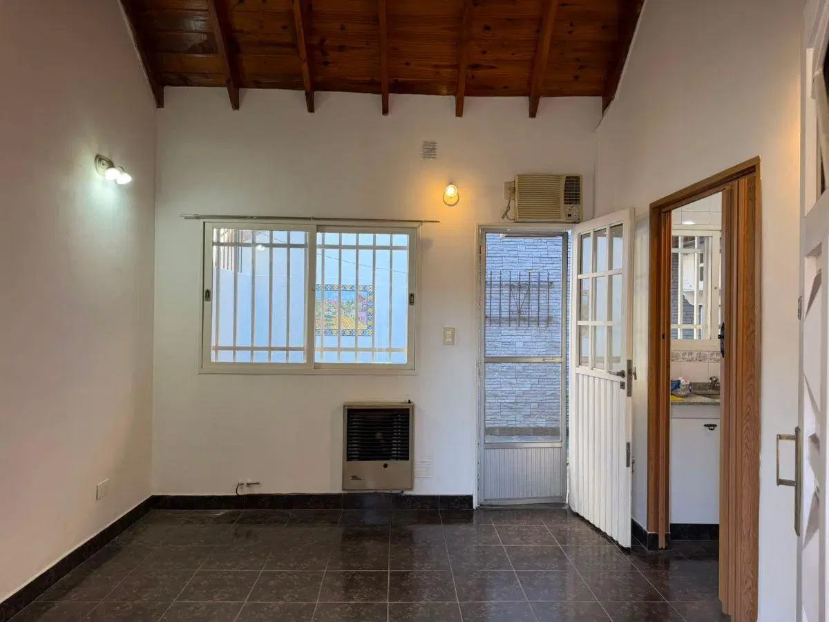 DUPLEX 2 AMBIENTES EN CARAPACHAY 1