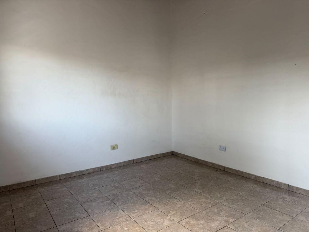 Foto de CASA MULTIFAMILIAR EN VILLA ADELINA- VENTA EN BLOCK, imagen 3