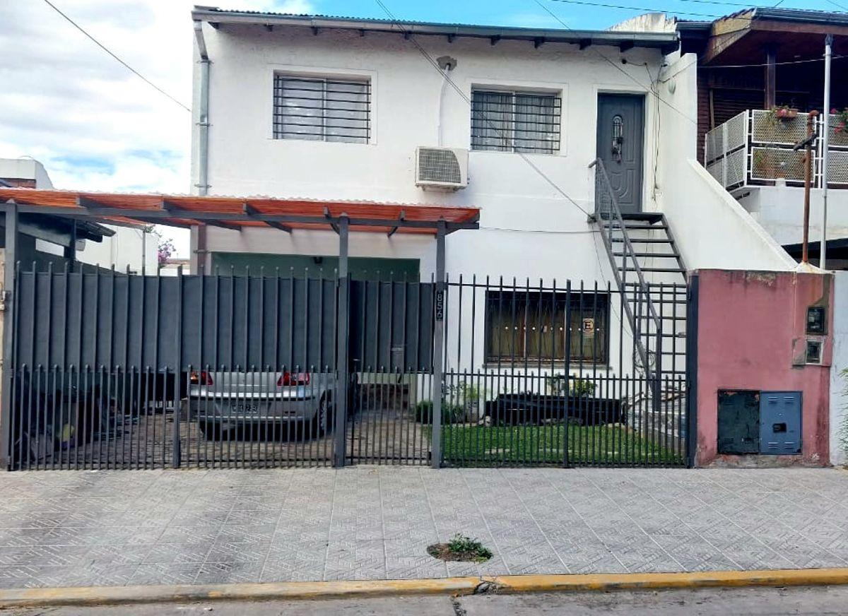 Foto de CASA MULTIFAMILIAR EN VILLA ADELINA- VENTA EN BLOCK, imagen 1