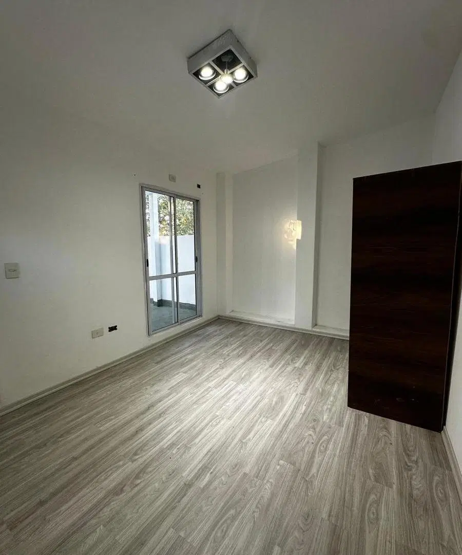 ALQIUILER PH 2 AMBIENTES - VILLA GRAL MITRE 5