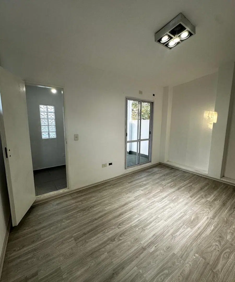 ALQIUILER PH 2 AMBIENTES - VILLA GRAL MITRE 3