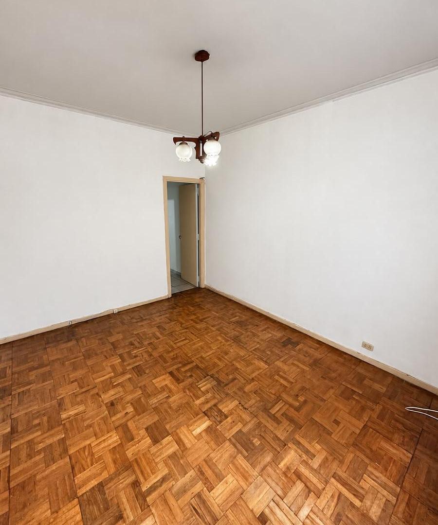 Foto de ALQUILER DEPARTAMENTO 2 AMBIENTES CON ESCRITORIO - PATERNAL, imagen 2
