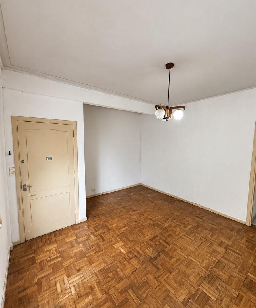 Foto de ALQUILER DEPARTAMENTO 2 AMBIENTES CON ESCRITORIO - PATERNAL, imagen 1