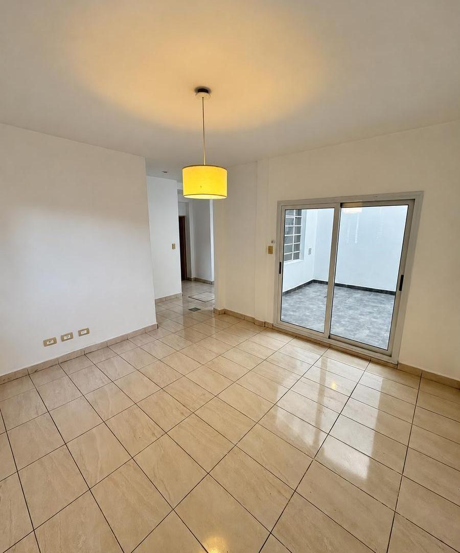Foto de ALQUILER CASA 3 AMBIENTES - FLORESTA, imagen 4