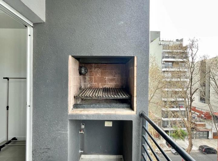 ALQUILER IMPECABLE MONOAMBIENTE CON PARRILLA Y BALCON 5