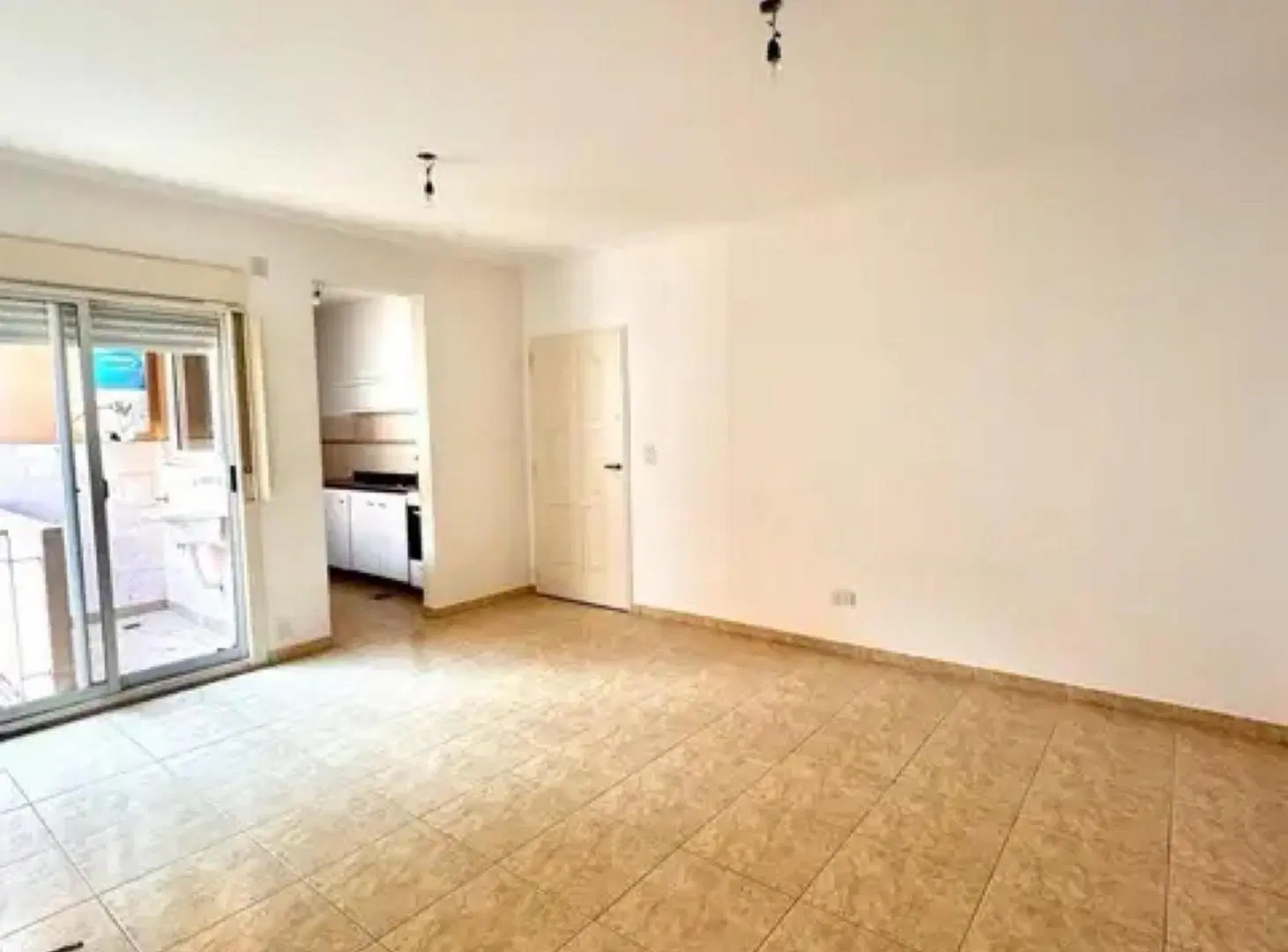 VENTA IMPECABLE DPTO TIPO PH 3 AMBIENTES EN VILLA DEVOTO 2
