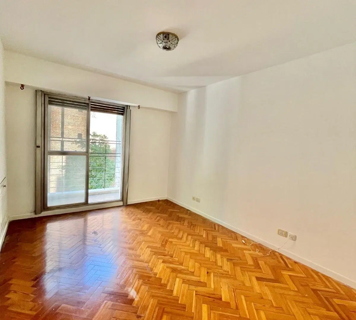 VENTA IMPECABLE SEMIPISO 4 AMBIENTES EN BELGRANO C/FTE 4