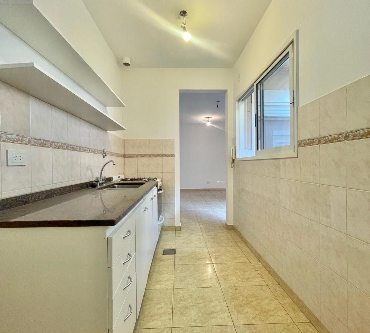 Foto de VENTA IMPECABLE DPTO TIPO PH 3 AMBIENTES EN VILLA DEVOTO, imagen 5