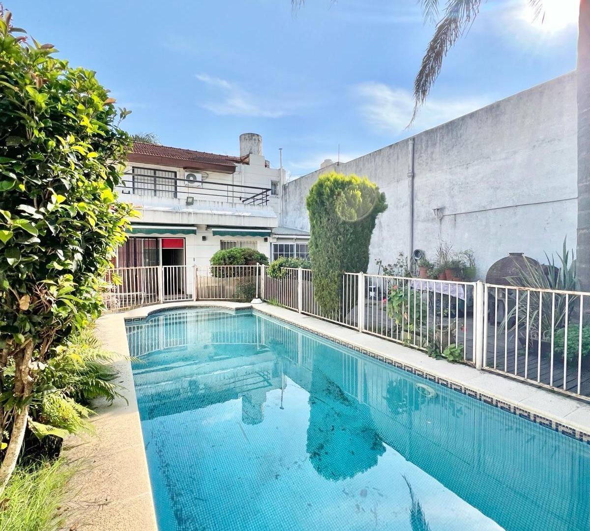 Foto de VENTA CHALET EN VILLA DEVOTO 6AMB 4BÑOS PISCINA Y COCH., imagen 5