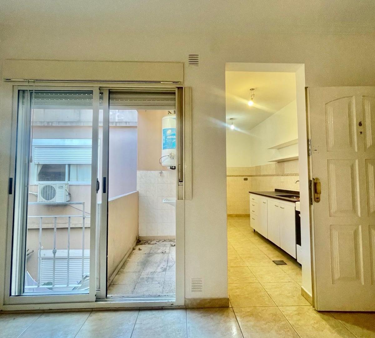 Foto de VENTA IMPECABLE DPTO TIPO PH 3 AMBIENTES EN VILLA DEVOTO, imagen 3