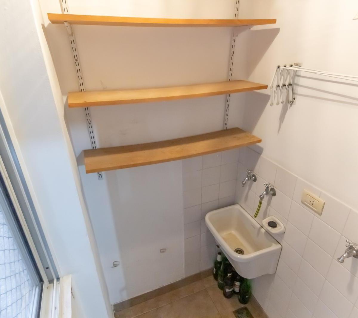 Italia 1570. Departamento en Venta de Dos Dorm. 4