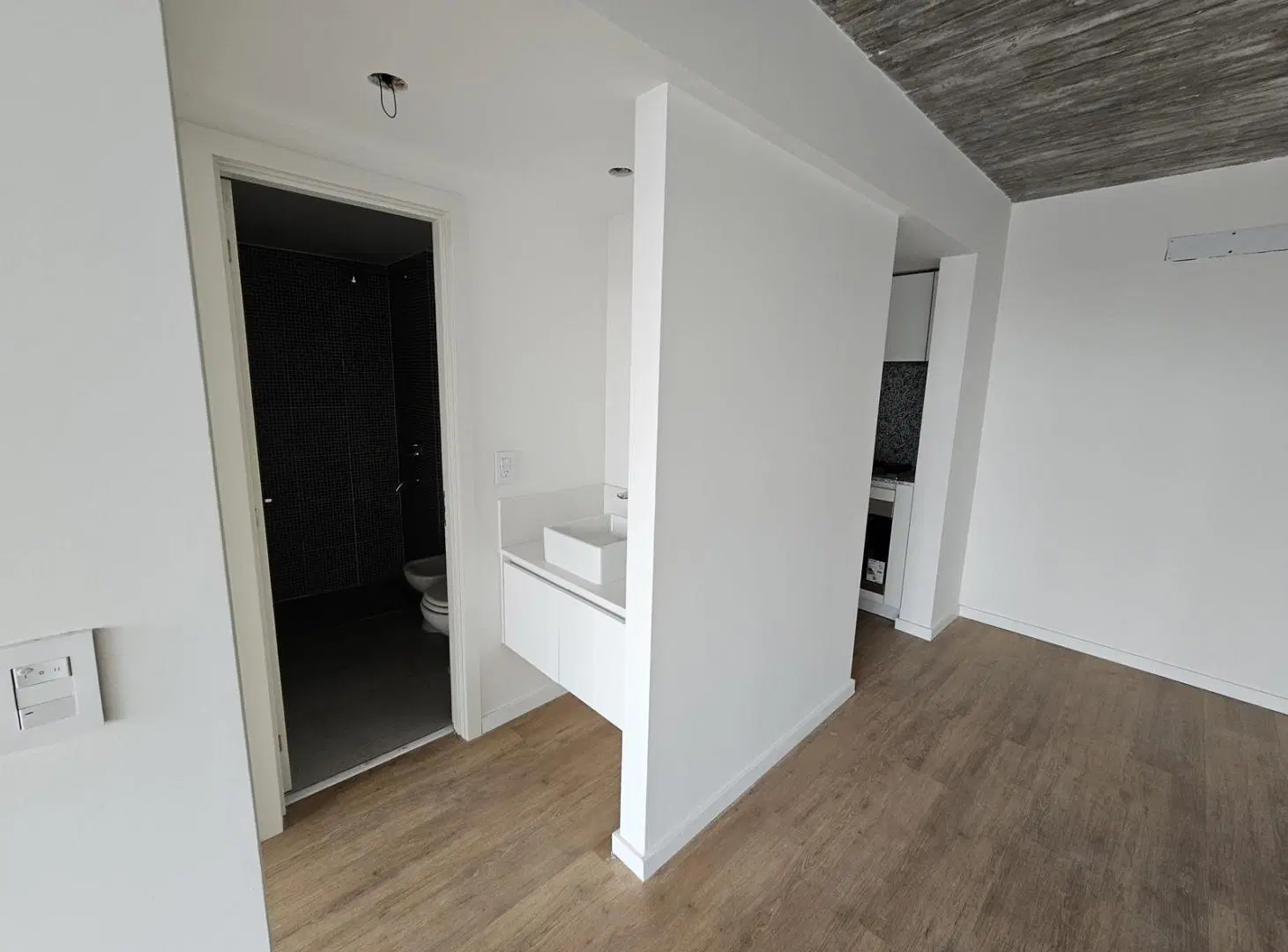 Departamento en Abasto, a estrenar. Cochera. ituzaingo 1621 2