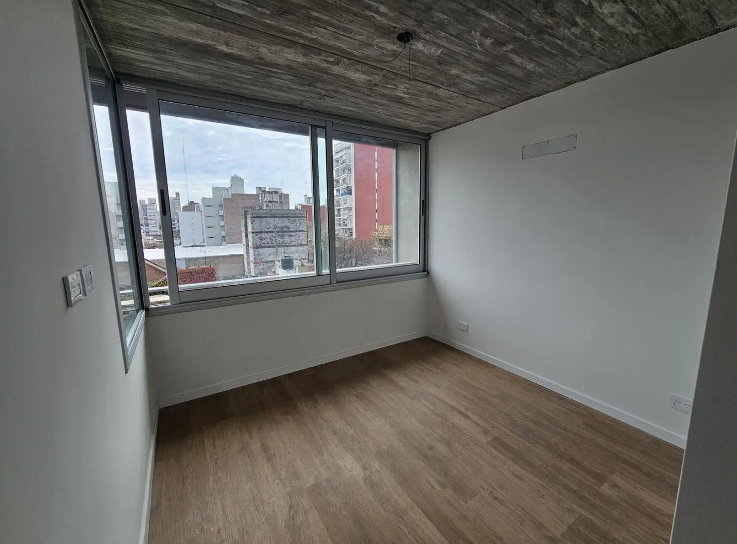 Departamento en Abasto, a estrenar. Cochera. ituzaingo 1621 4