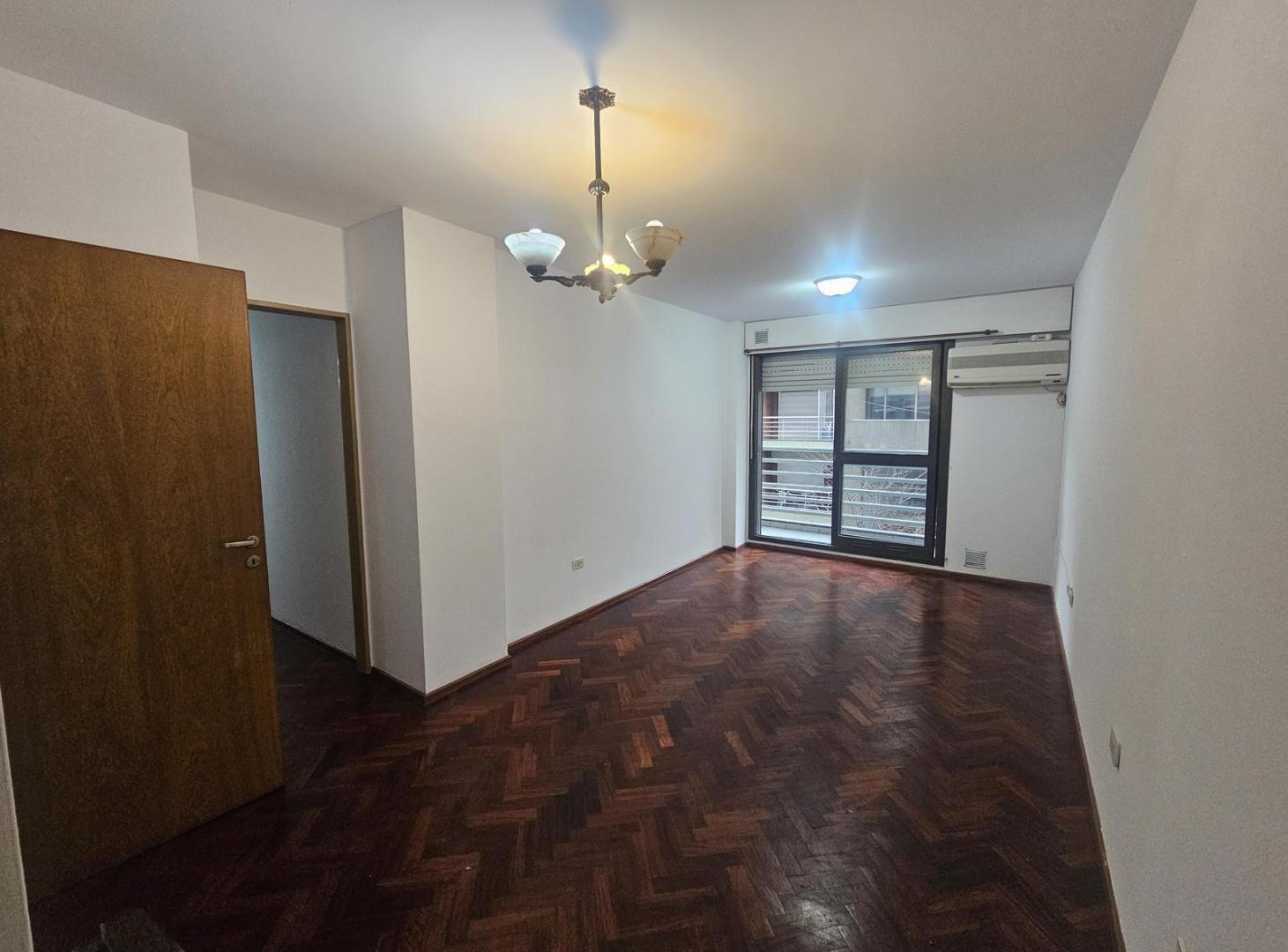 Foto de Departamento de dos dormitorios, alquiler, balcón, imagen 5