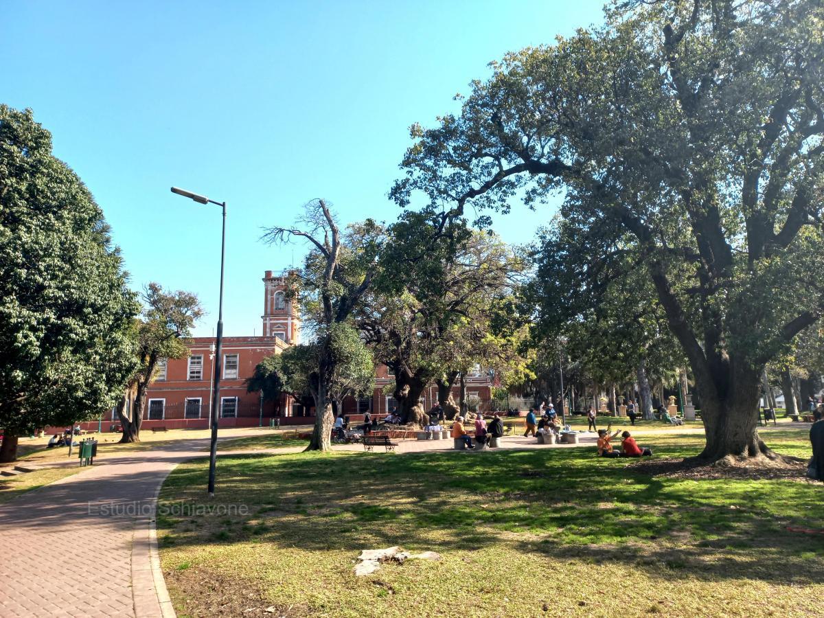 Local Oficina Comercial en Venta S/ Av Paseo Colon 4