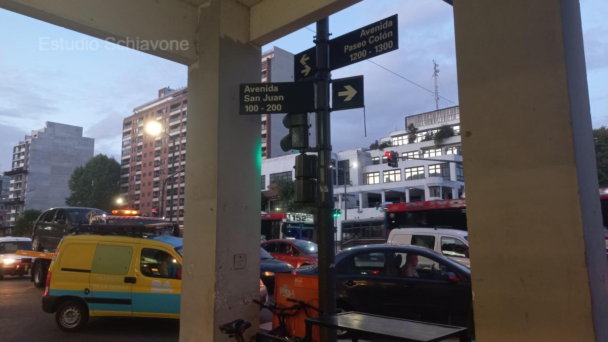 Local Oficina Comercial en Venta S/ Av Paseo Colon 1
