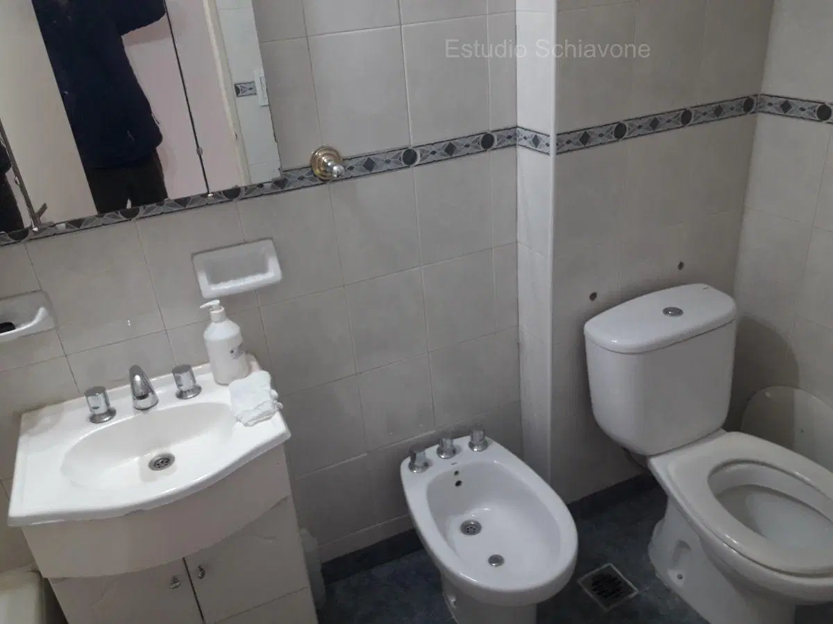 Departamento en Alquiler en Barracas a m Av Montes de Oca 5