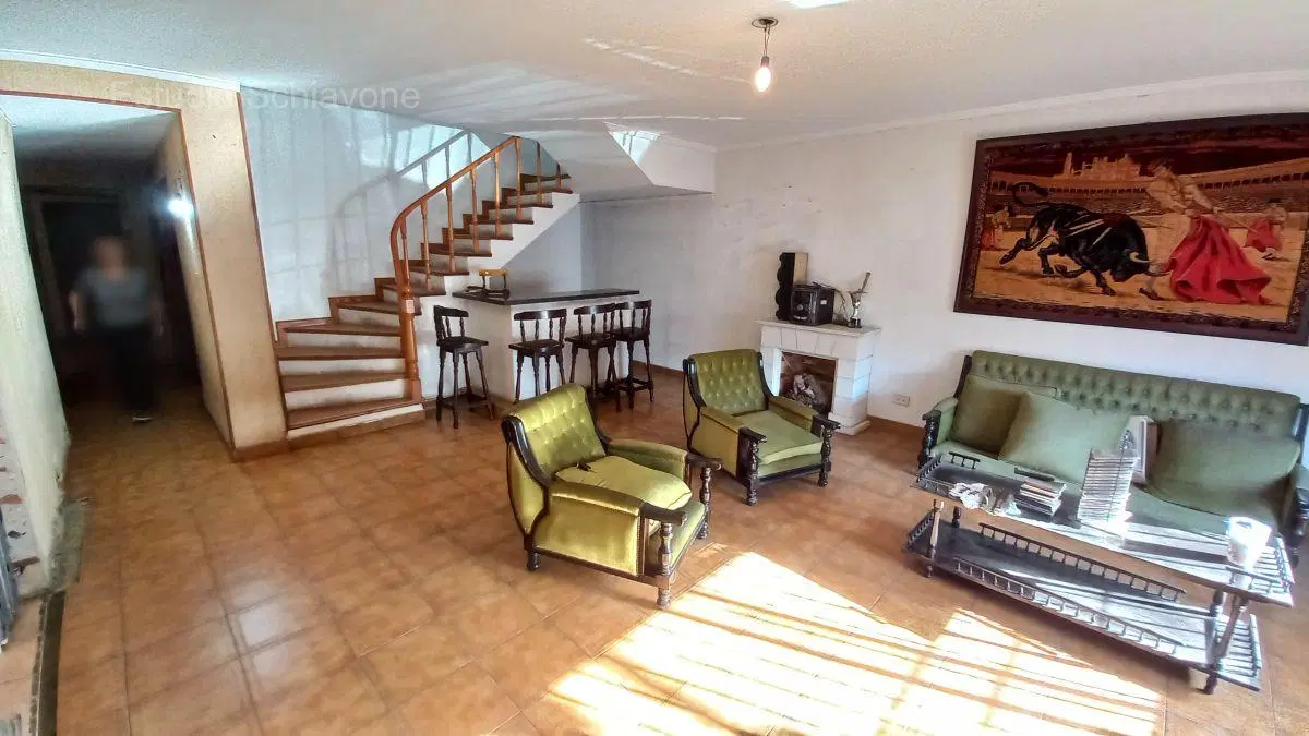 Amplia Casa en Venta Wilde Centro / Apta Emprendimiento o Desarrollo en Altura 5