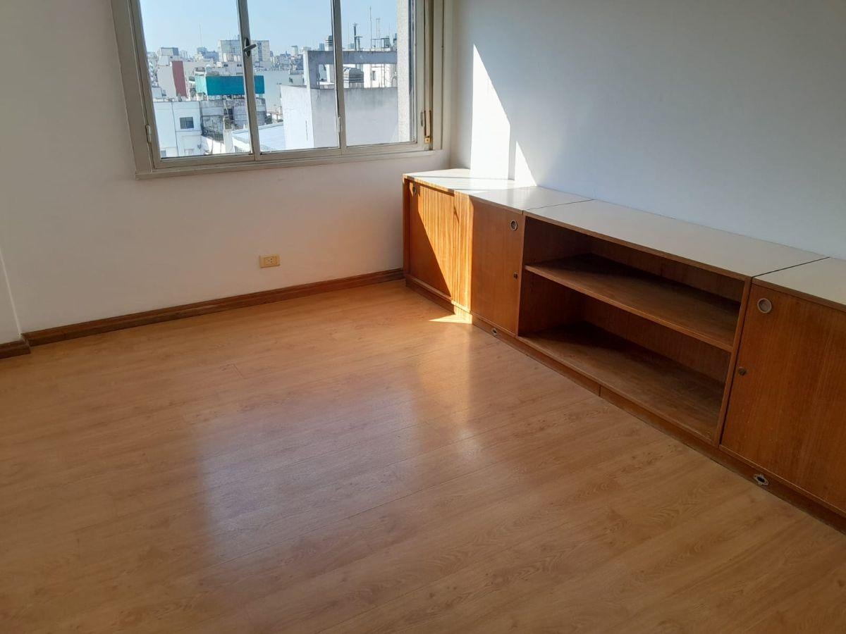 Foto de 3 ambientes apto vivienda ó profesional sobre Av. Entre Rios, imagen 1