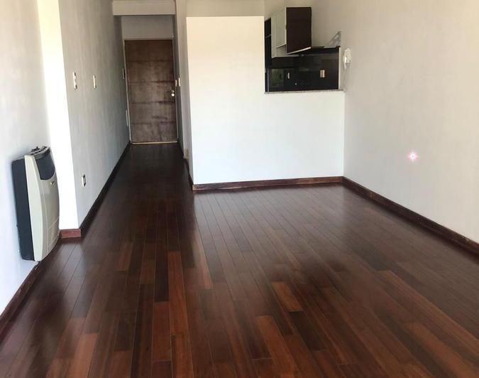Ituzaingo 900, 1 dormitorio en venta.-