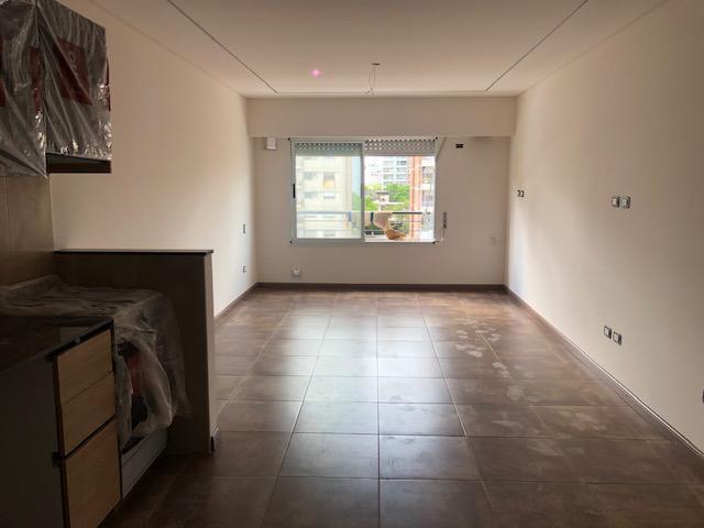Monoambiente de 38m2 en ALQUILER, Zeballos 1846.-