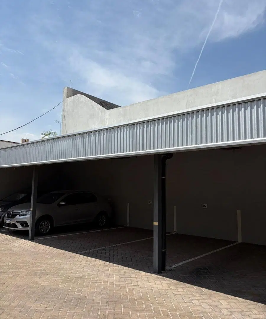 Cochera a la VENTA- Buenos Aires 2300.- 3