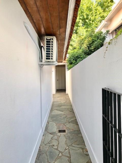 Excelente Casa 5 Ambientes Jardin Pileta Quincho Parrilla - San Isidro 3