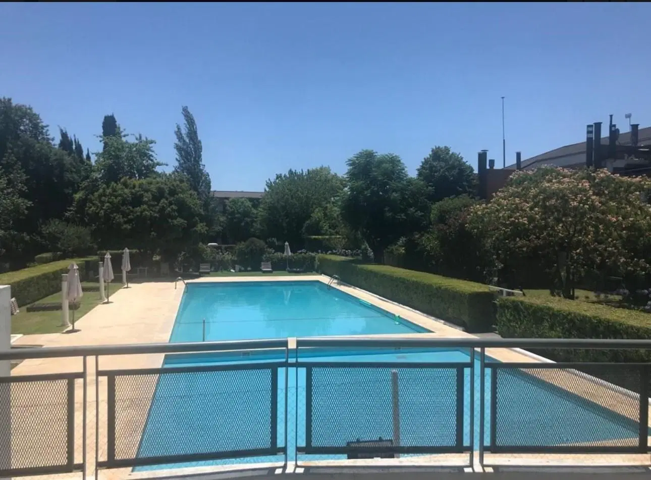 Departamento Dúplex  en Alquiler en Las Mercedes, Pilar, G.B.A. Zona Norte 3