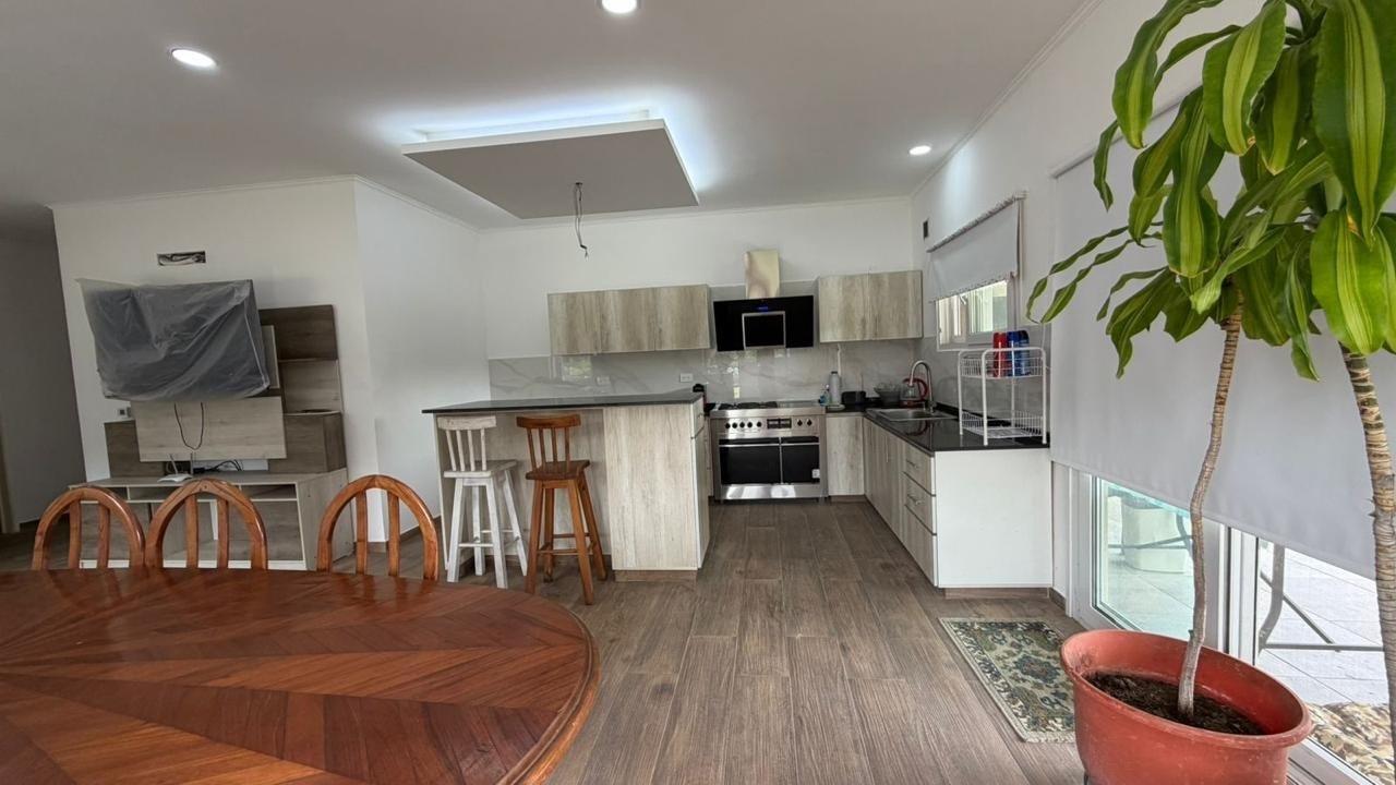 Foto de Casa en Alquiler en Los Robles, La Cañada de Pilar, Pilar, imagen 2