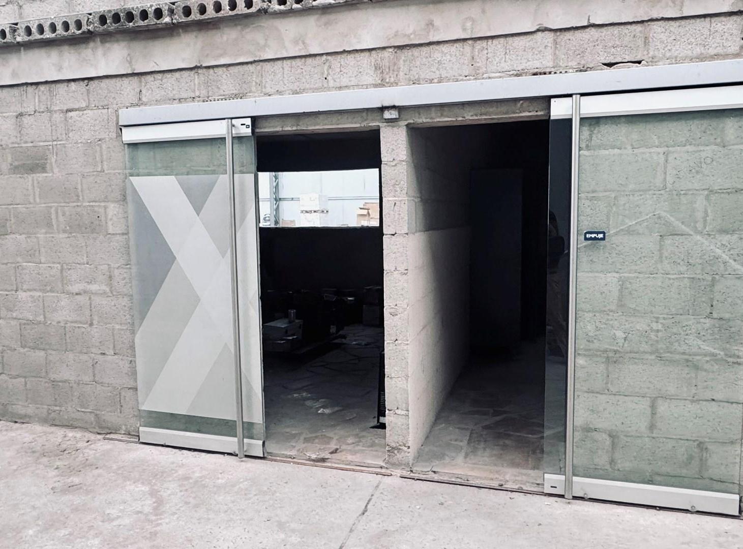 Foto de Depósito Galpón en Alquiler en Don Torcuato, Tigre, G.B.A. Zona Norte, imagen 1