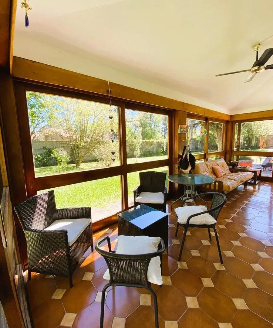 VENTA | CASA 4 DORMITORIOS + JARDÍN + PISCINA 8