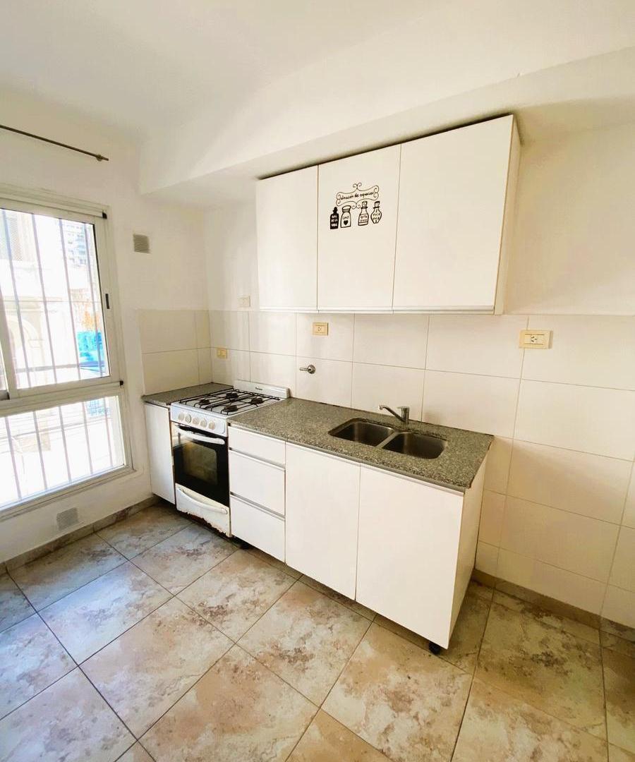 Foto de Departamento 1 dormitorio con patio y cochera, imagen 5