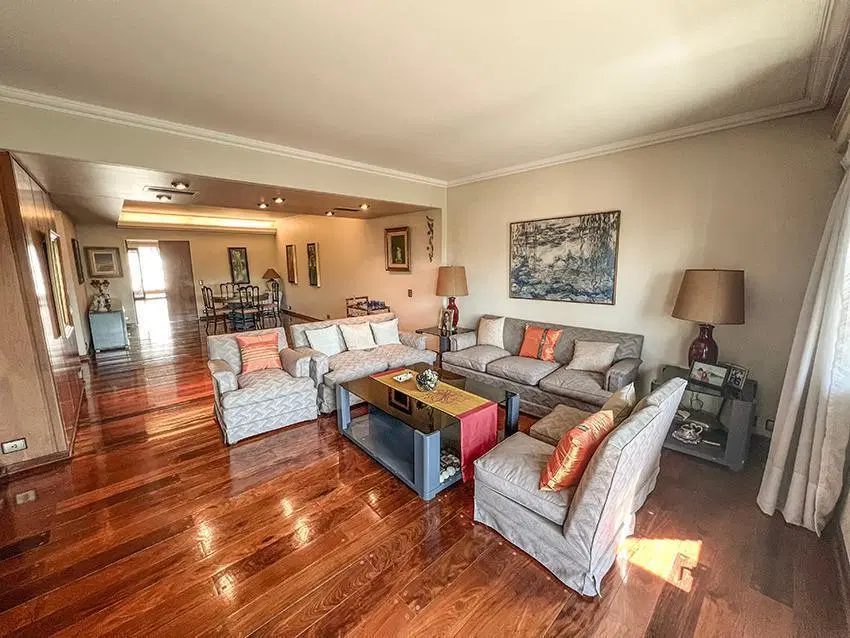 Piso de categoría en venta 1