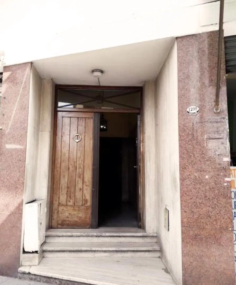 VENTA · Departamento de 3 amb sobre Av Montes de Oca 1200 1