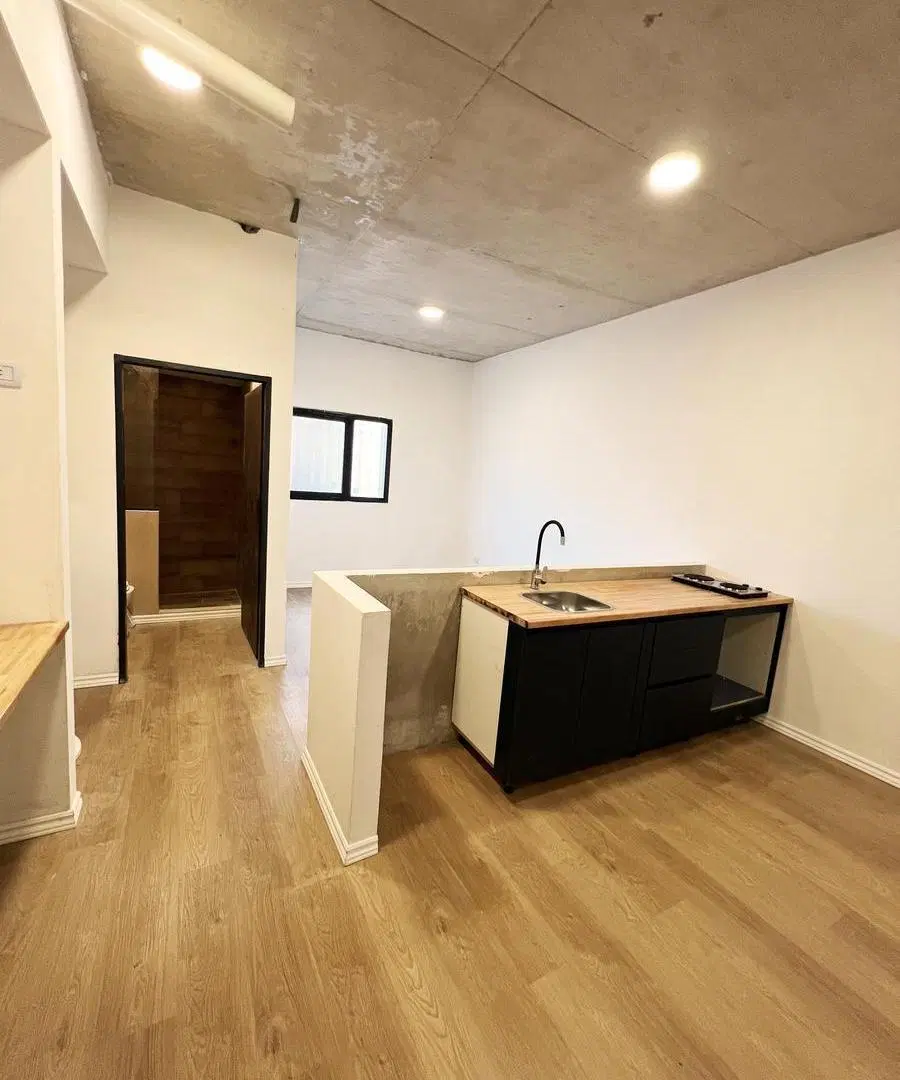 Monoambiente con Patio a la VENTA en Barracas 1