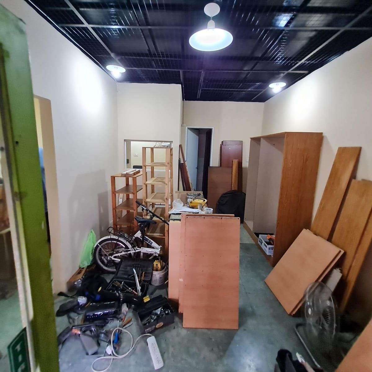 Floresta, Tipo Casa Fte, 5 Amb. Entrada Directa, 2 Plantas con Local o Cochera 5