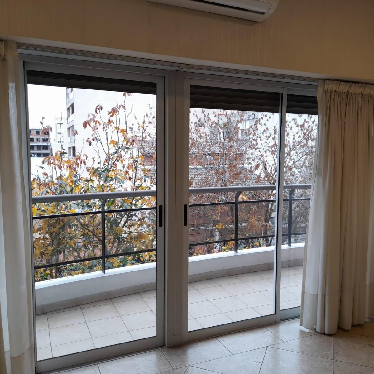 Monte Castro, Departamento de 3 Ambientes Fte C/ Balcon Super Luminoso 5