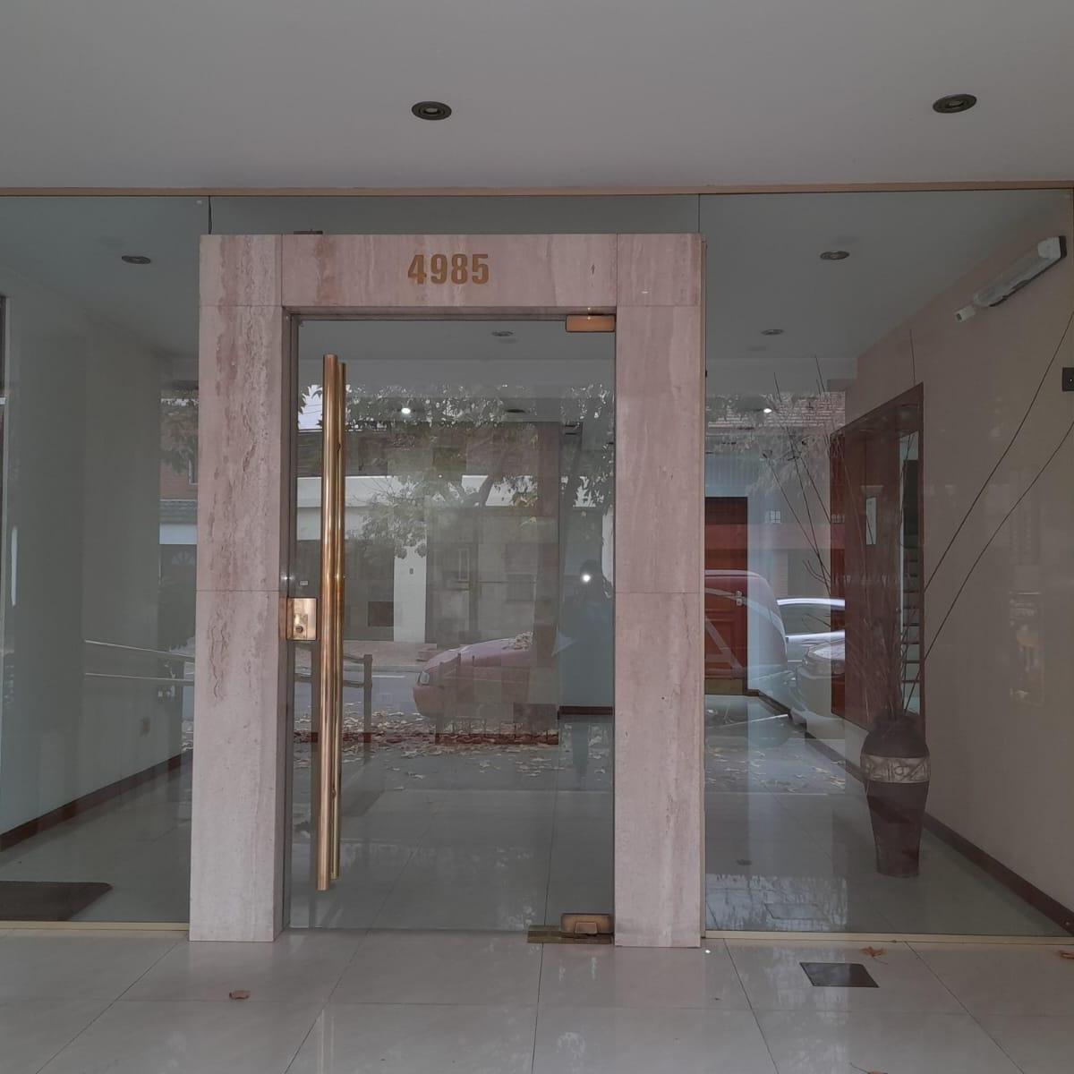 Monte Castro, Departamento de 3 Ambientes Fte C/ Balcon Super Luminoso 1