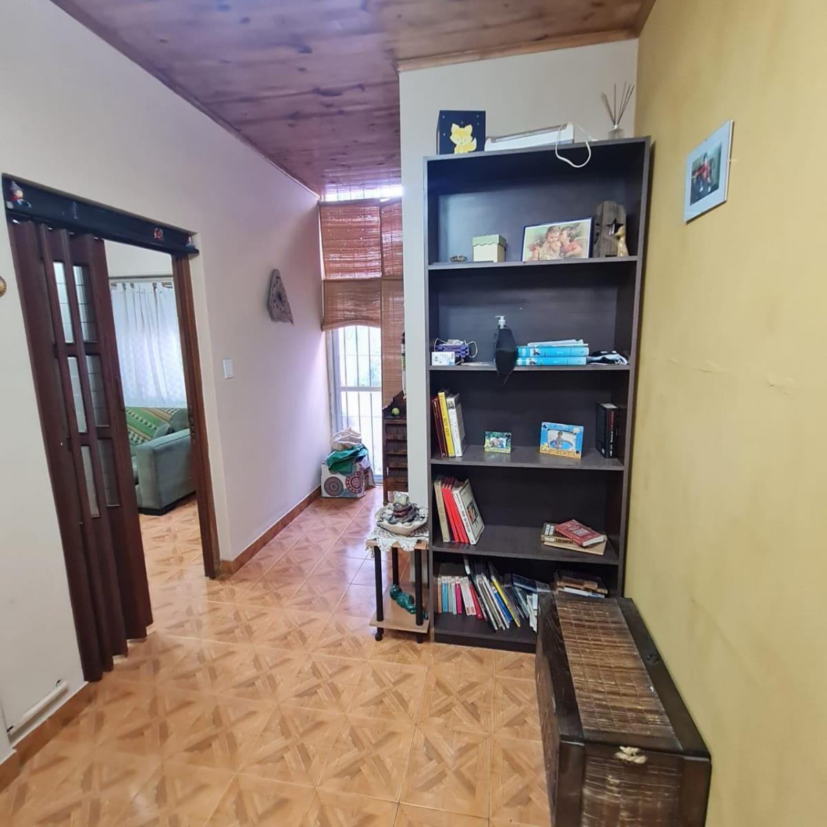 Floresta, Moron N° 4715, P. B. "3"; Amplio Tipo Casa 5 Amb. con Patio y Terraza 4