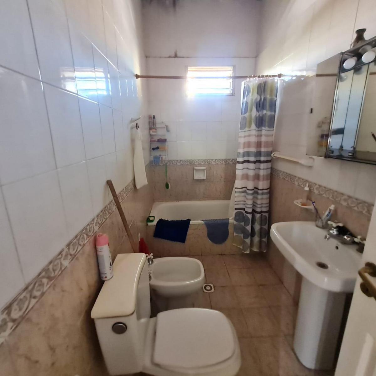 Floresta, P. H. en 1º Piso 6 Ambientes C/bcon y Terraza 5