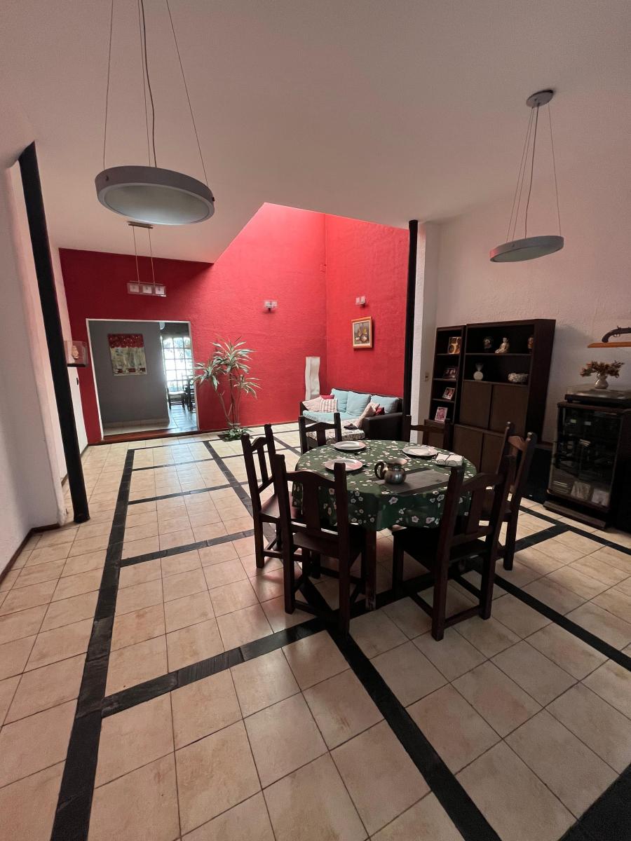 Casa 4 Ambientes con Garage, Patio con Parrilla y Terraza. 1