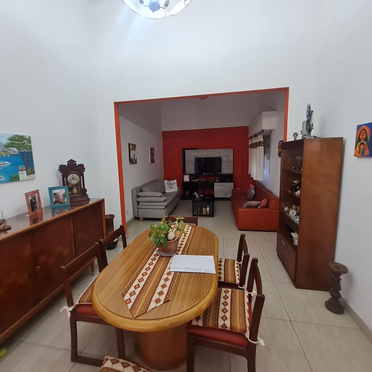 Casa 3 Ambientes en Dos Plantas con Patio y Parrilla. 5