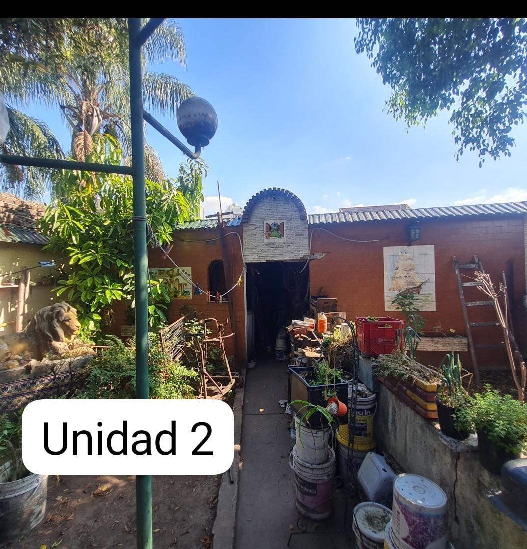 Casa Multifamiliar de 3 Viviendas Totalmente Independientes 4