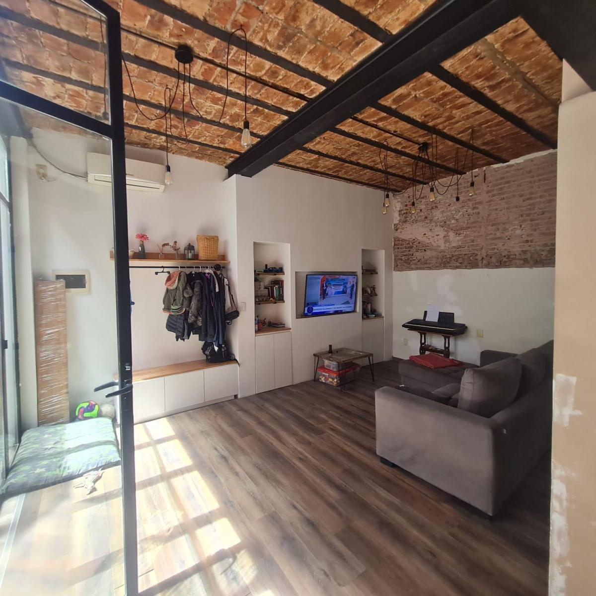 Tipo Casa 3 Ambientes Contrafrente con Patio y Terraza, Sin Expensas 5
