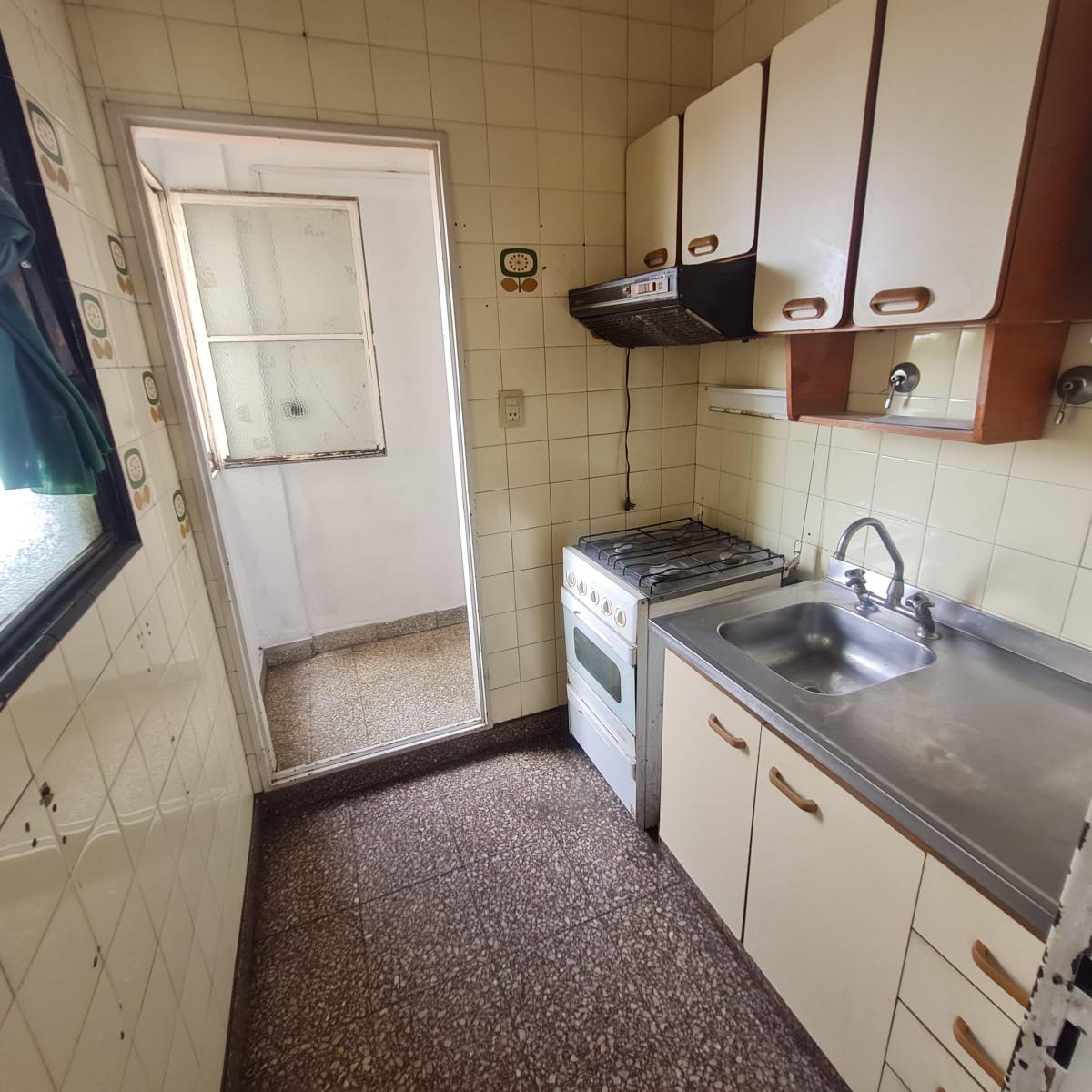 Monoambiente Lateral Muy Luminoso con Cocina y Lavadero Apto Prof 5