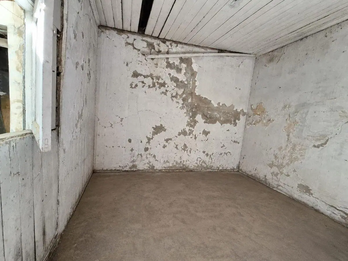 Casa 4 ambientes en esquina totalmente para reciclar 3