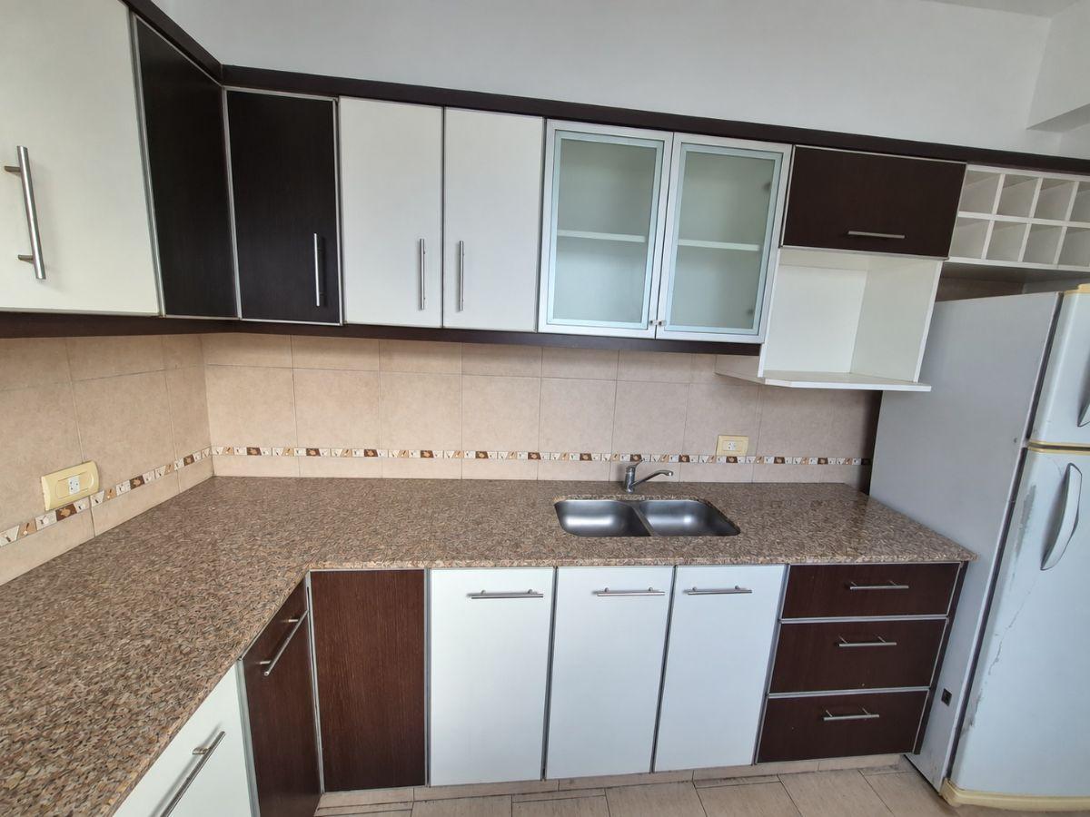 Foto de Departamento tipo casa 2 ambientes con 2 patios 1er piso x escalera, imagen 3