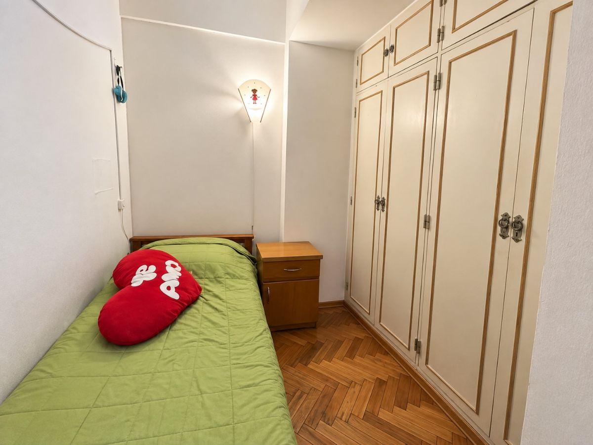 Foto de Departamento 3 ambientes frente con balcon reciclado totalmente apto, imagen 3